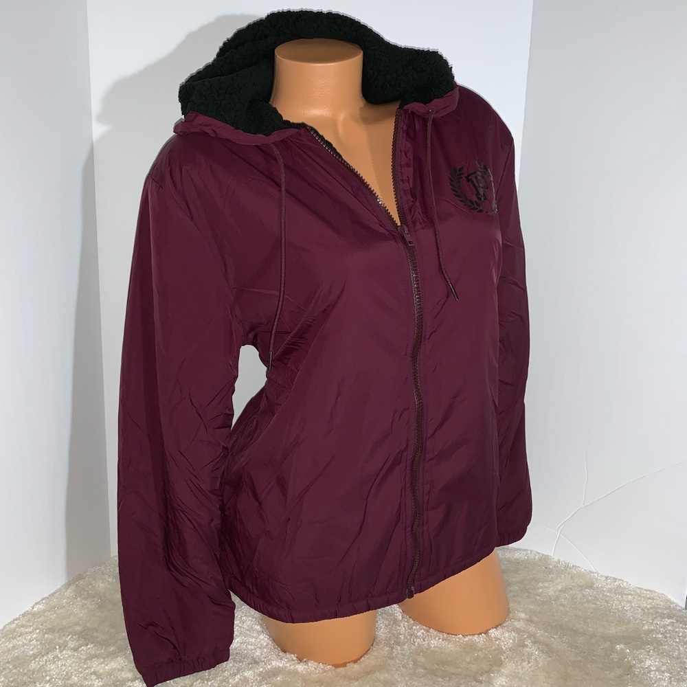 Victoria’s Secret Sherpa Fullzip Small/XS - Picture 7 of 9